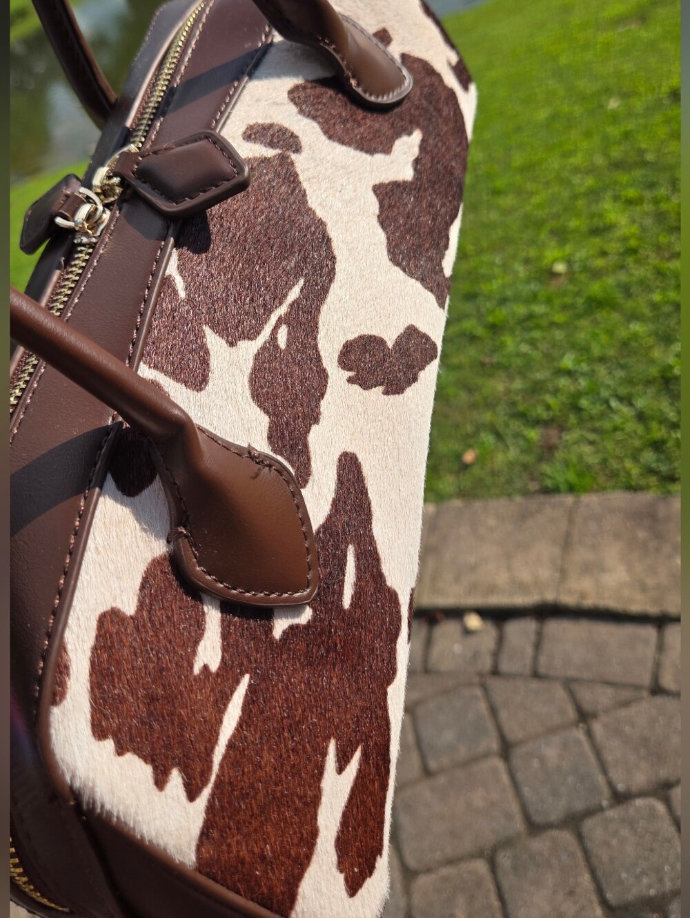 House of Harlow 1960 East-West Baguette Calf Hair Barrel Shoulder Bag Cow Design - Picture 5 of 13